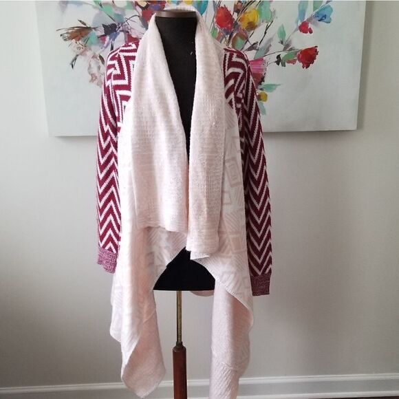 𝅺Red, Pink and White Cardigan Sweater - Picture 7 of 9